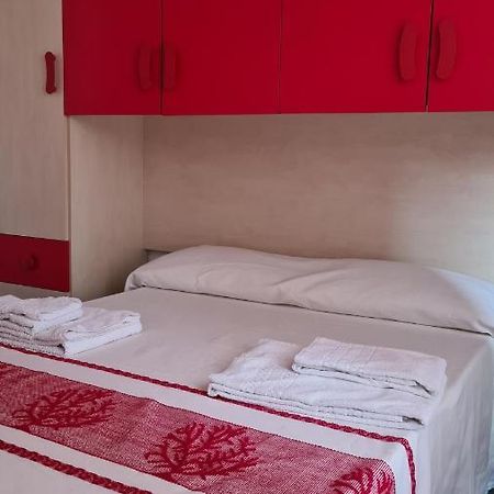Red & Blue Rooms Olbia Kültér fotó