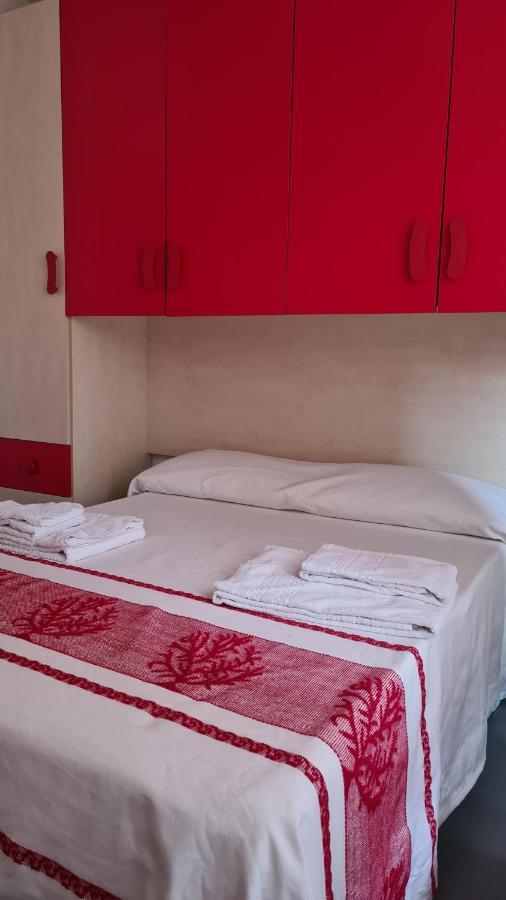 Red & Blue Rooms Olbia Kültér fotó